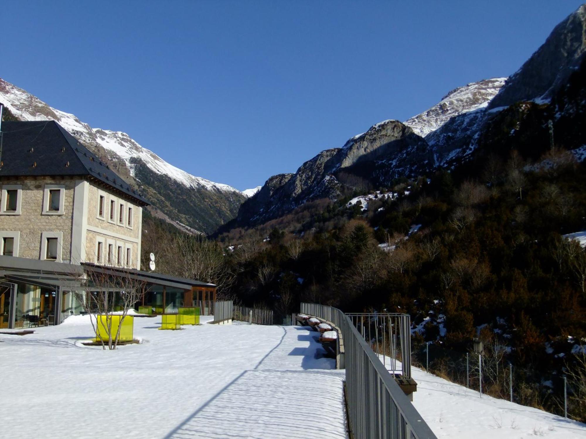 Hotel Santa Cristina Petit Spa Canfranc Exterior foto
